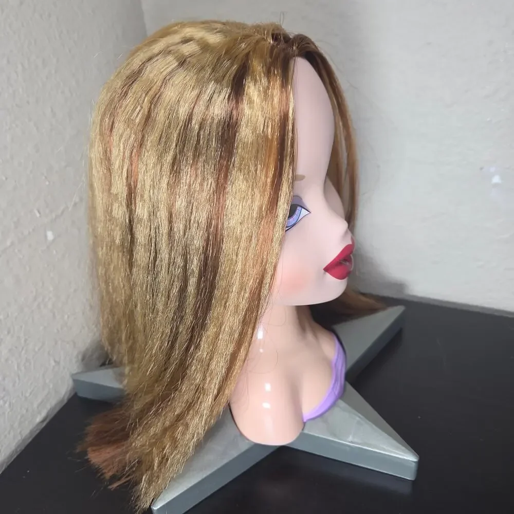 Vintage 2005 Bratz Ooh La La Dana Funky Fashion Makeover Styling Head RARE HTF